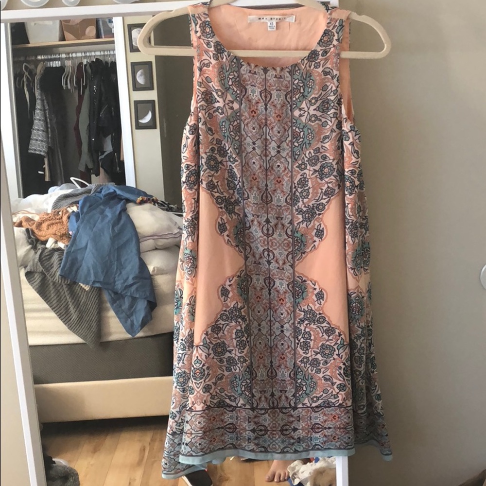 Printed flowy dress